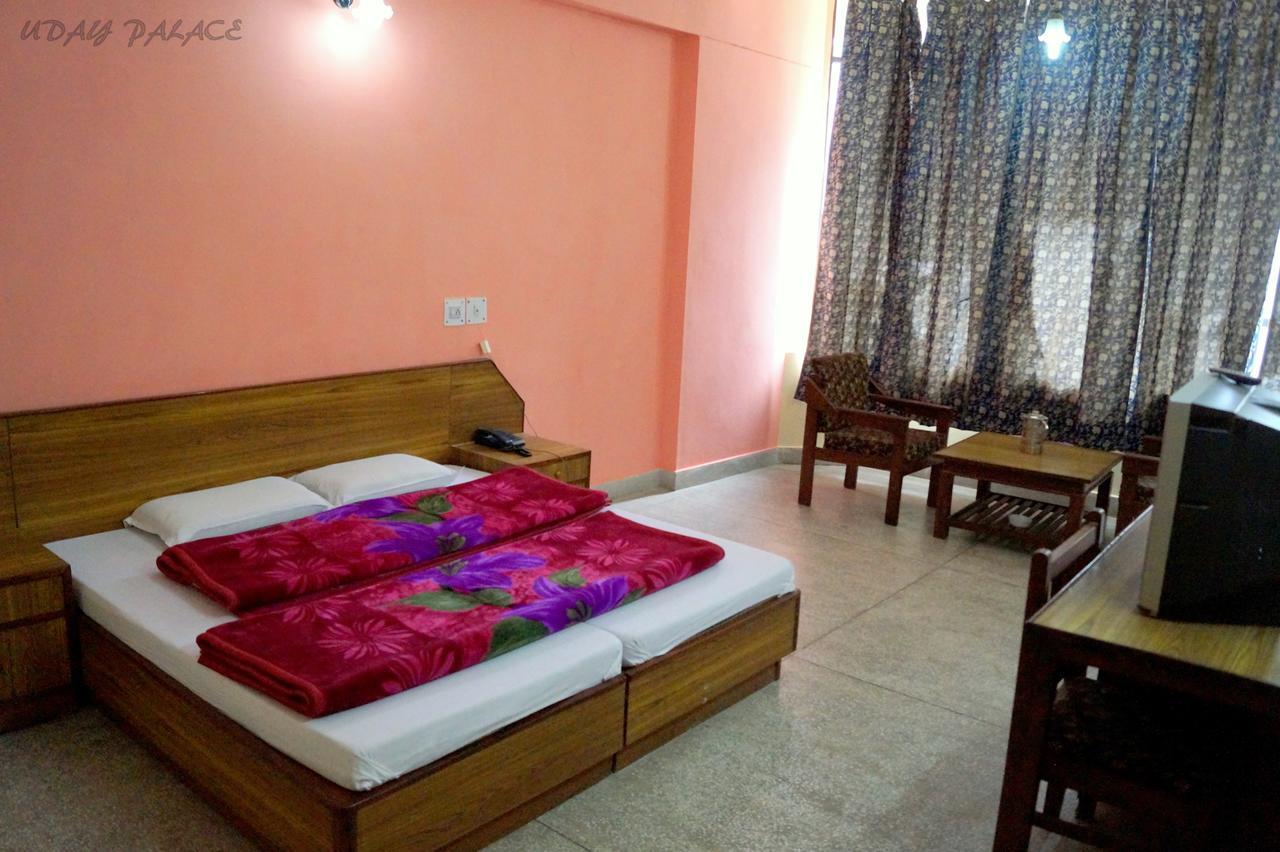 Hotel Uday Palace Pipalkoti Exterior photo