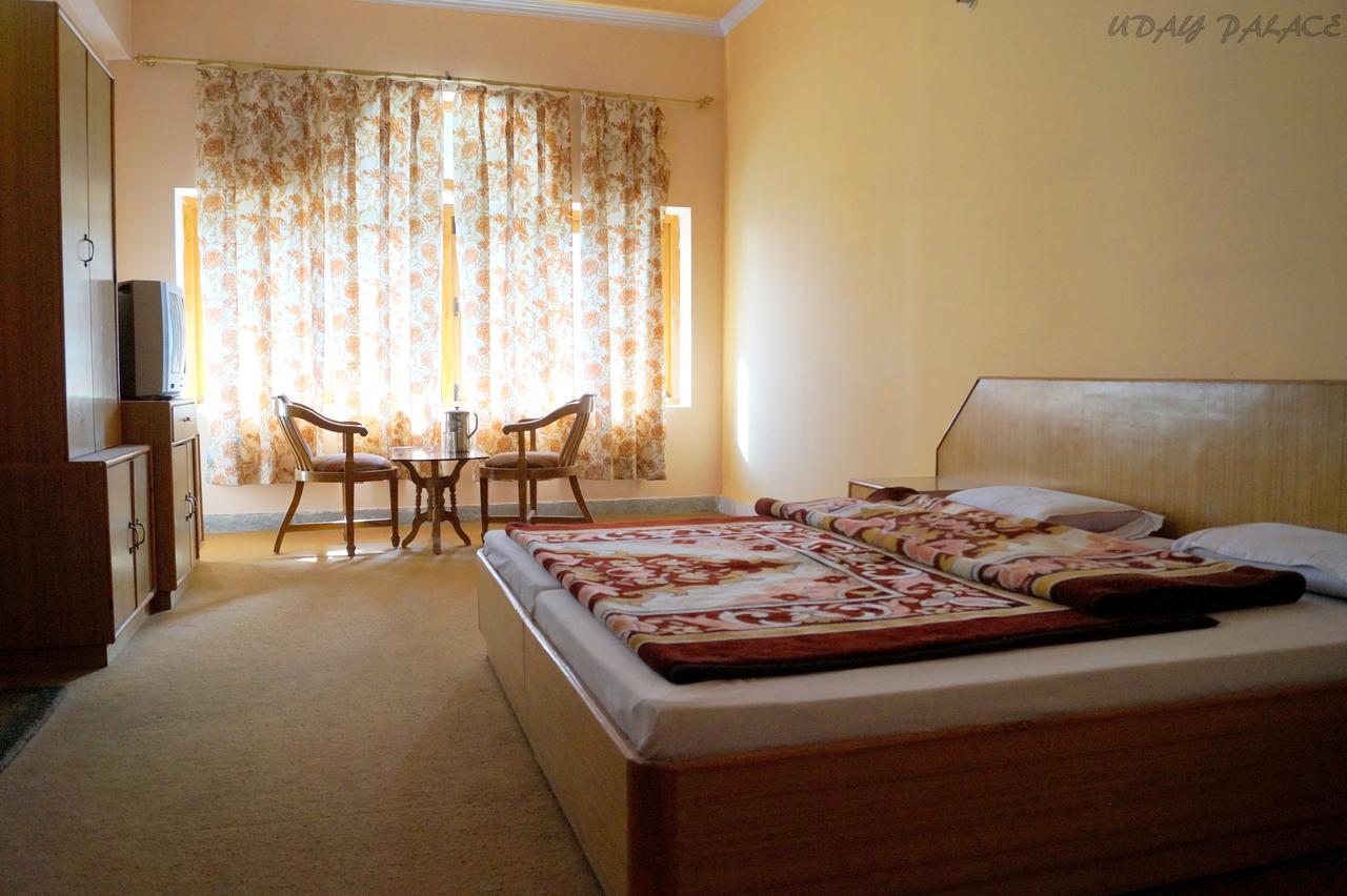 Hotel Uday Palace Pipalkoti Exterior photo
